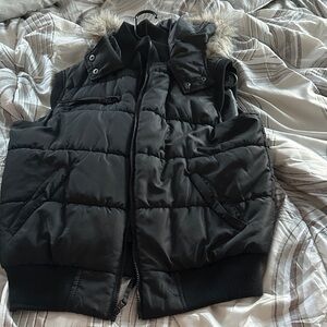 New Look Black Puffer Vest with Faux Fur Hood Size XL